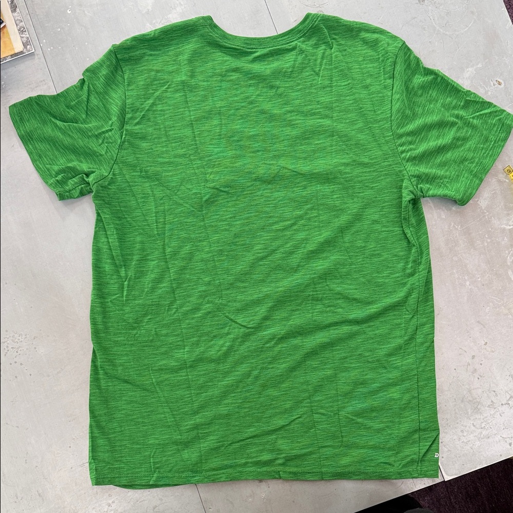EUC Nike Oregon Ducks men’s L Green Tee with Yellow O Logo - Picture 4 of 4